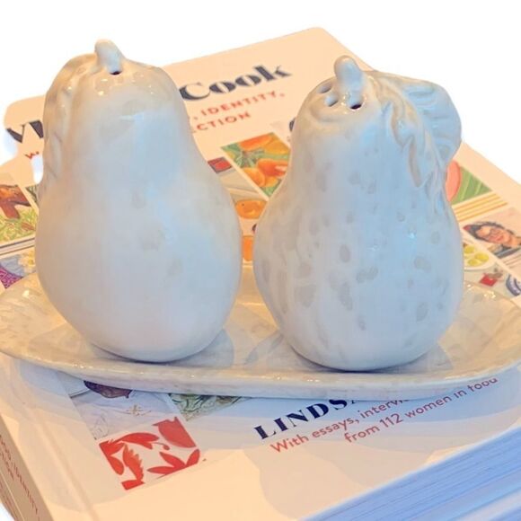 Anthropologie Pear Stoneware Salt & Pepper Shakers Set - Picture 4 of 4